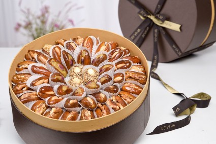 Boite à chapeau dattes Fourrées